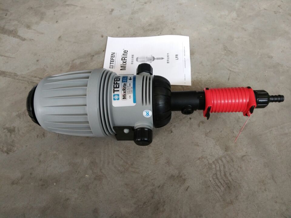 怎樣選擇溫室移動(dòng)苗床噴灌機(jī)呢